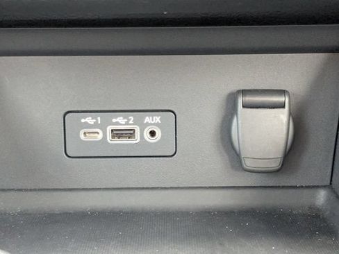 Used 2022 Nissan Sentra SV FWD image 22