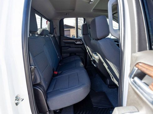 Used 2025 GMC Sierra 1500 Elevation w/ Preferred Package image 30