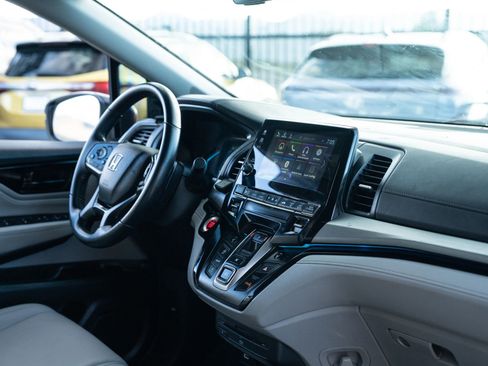 Used 2022 Honda Odyssey Touring image 27