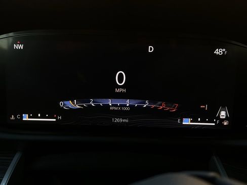 Used 2023 Jeep Wagoneer L Series III w/ Preferred Equipment Group image 14