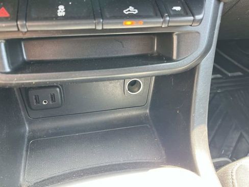 Used 2019 Chevrolet Colorado LT w/ LT Convenience Package AWD/4WD image 33