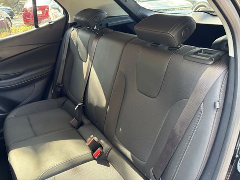 Used 2025 Buick Encore GX Preferred FWD image 66