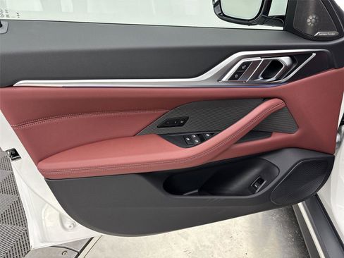 Used 2025 BMW i4 xDrive40i w/ Premium Package image 26