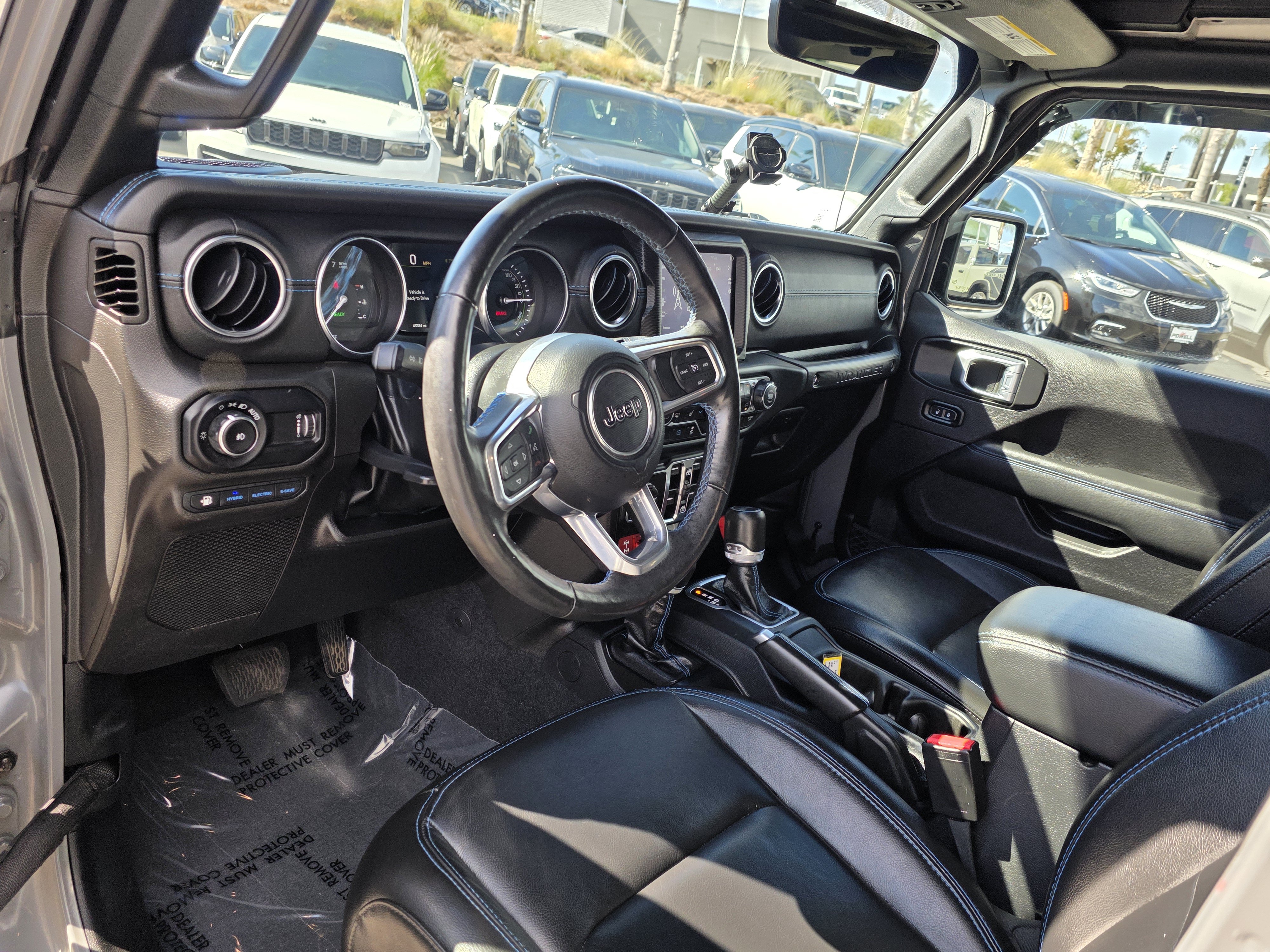 Certified 2023 Jeep Wrangler Unlimited Rubicon 4xe w/ Steel Bumper Group AWD/4WD image 10