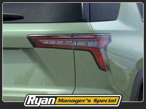 New 2026 Chevrolet Equinox ACTIV w/ Convenience Package III image 11