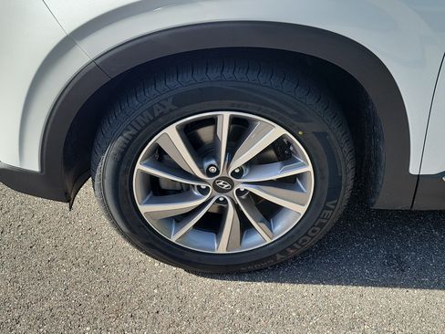 Used 2020 Hyundai Santa Fe SEL w/ Convenience + Premium Package FWD image 40