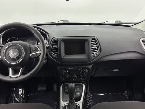 Used 2020 Jeep Compass Sport image 23