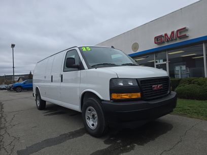 New 2025 GMC Savana 3500 Extended w/ Driver Convenience Package