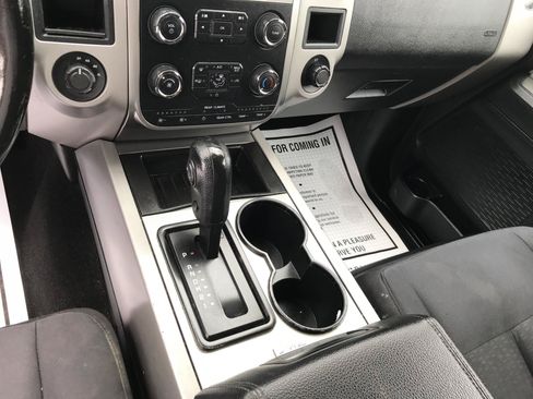 Used 2017 Ford Expedition XLT AWD/4WD image 14