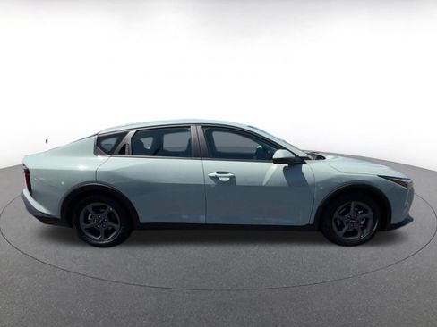 Used 2025 Kia K4 FWD image 16