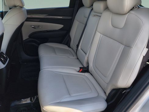 Certified 2024 Hyundai Tucson Limited FWD image 17