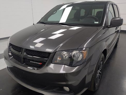 Used 2016 Dodge Grand Caravan SXT FWD image 15