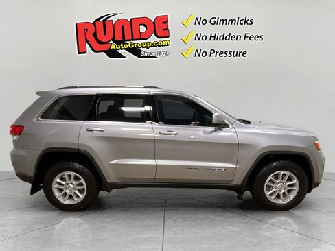 Used 2019 Jeep Grand Cherokee Laredo image 6