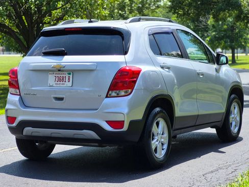 Used 2017 Chevrolet Trax LT AWD/4WD image 5