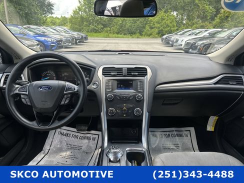 Used 2019 Ford Fusion S image 15
