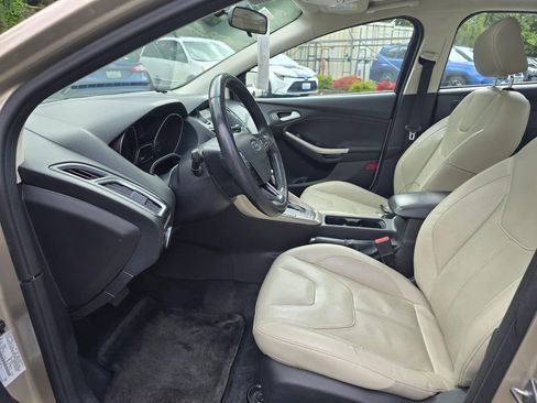 Used 2018 Ford Focus Titanium FWD image 8