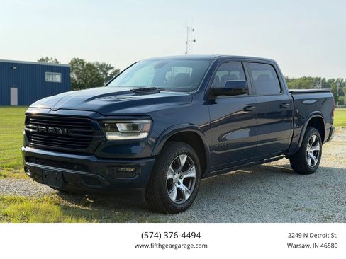 Used 2019 RAM 1500 Laramie AWD/4WD image 1