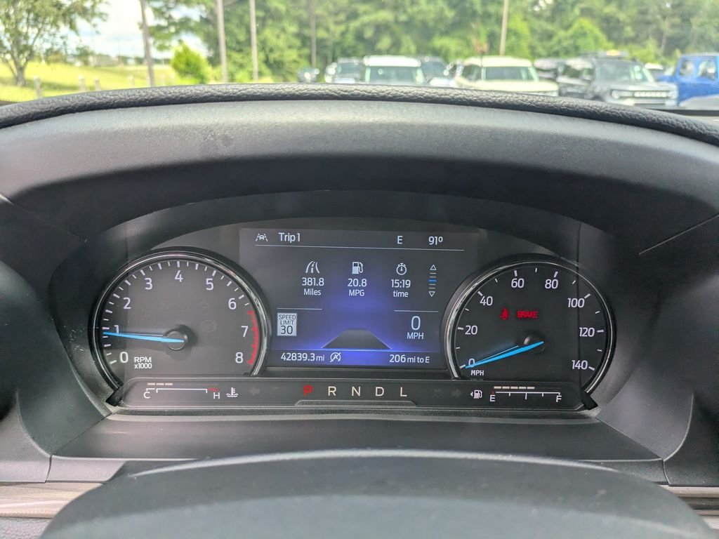 Used 2023 Ford Explorer Limited w/ Limited Technology Package RWD image 32