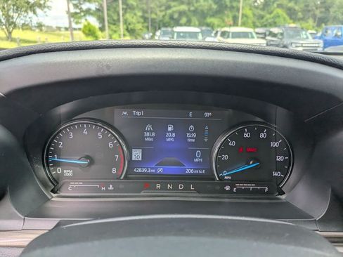 Used 2023 Ford Explorer Limited w/ Limited Technology Package RWD image 32
