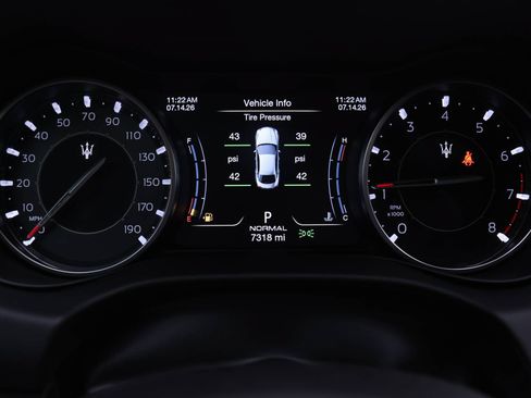 Used 2024 Maserati Ghibli Modena Q4 AWD/4WD image 10