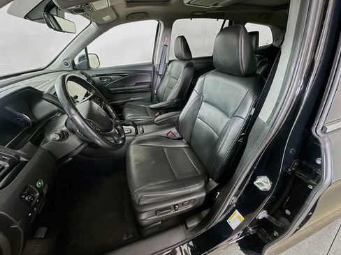 Certified 2020 Honda Pilot Elite image 31