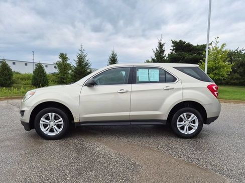 Used 2016 Chevrolet Equinox LS FWD image 9