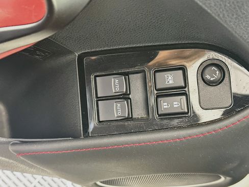 Used 2018 Subaru BRZ tS RWD image 15