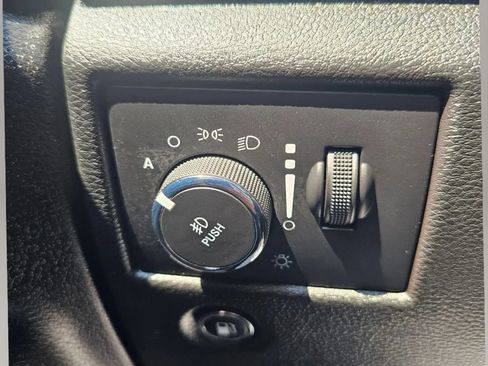 Used 2021 Jeep Grand Cherokee High Altitude AWD/4WD image 21