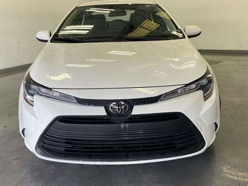 Used 2024 Toyota Corolla LE image 8
