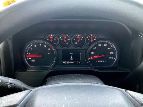 Used 2021 Chevrolet Silverado 1500 Custom Trail Boss w/ LPO, Dark Essentials Package AWD/4WD image 11