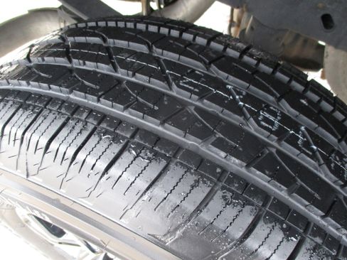 Used 2022 Ford F150 XLT w/ Equipment Group 302A High image 17