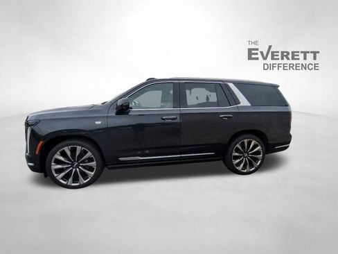 Used 2026 Cadillac Escalade Luxury w/ Touring Package AWD/4WD image 6