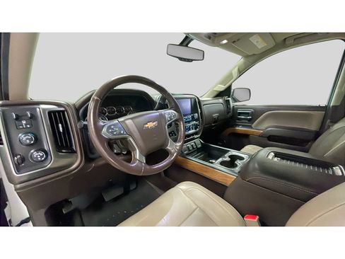 Used 2018 Chevrolet Silverado 1500 LTZ w/ Sport Package AWD/4WD image 11