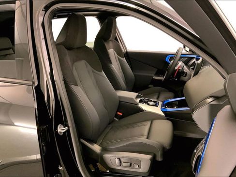 Used 2025 BMW X3 M50 w/ Premium Package image 6