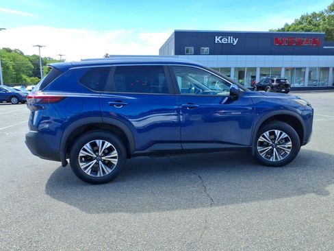 Used 2023 Nissan Rogue SV w/ SV Premium B Package AWD/4WD image 4
