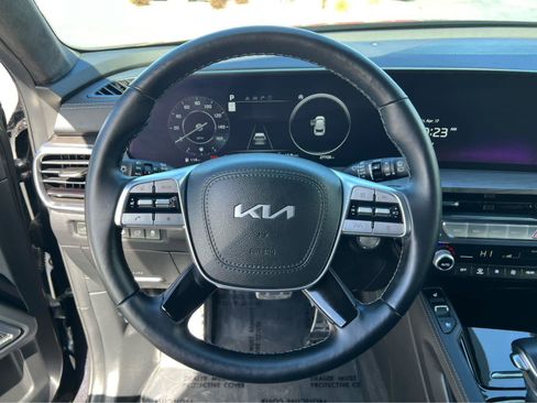 Used 2025 Kia Telluride SX Prestige X-Pro AWD/4WD image 34
