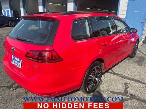 Used 2017 Volkswagen Golf S FWD image 4