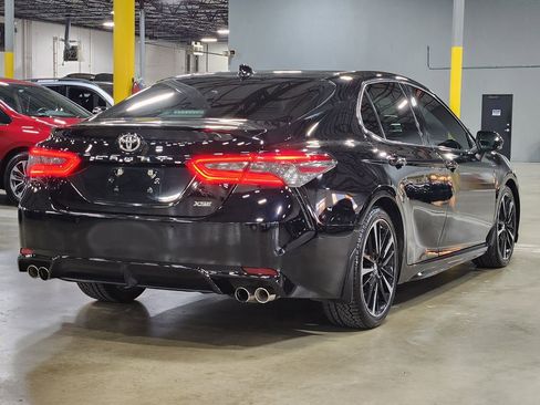 Used 2018 Toyota Camry XSE w/ Driver Assist Package image 8