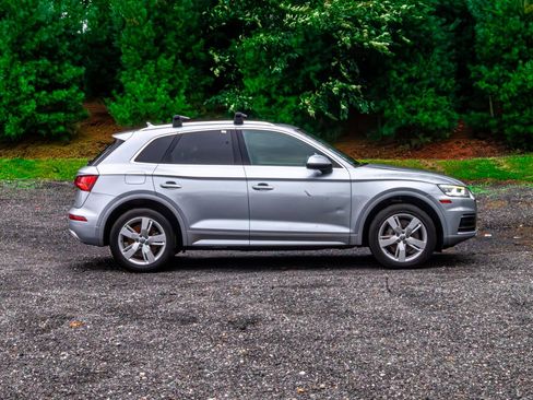 Used 2019 Audi Q5 2.0T Premium Plus w/ Premium Plus Package image 10