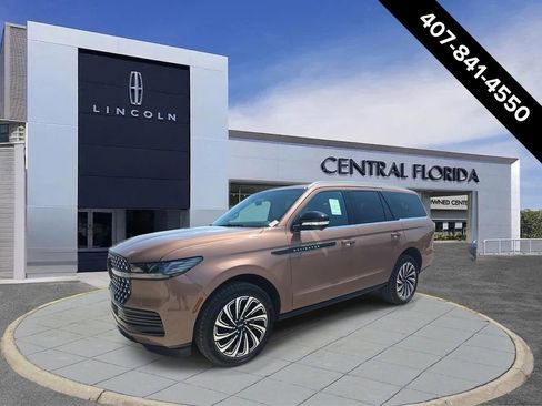 New 2026 Lincoln Navigator Black Label AWD/4WD image 7