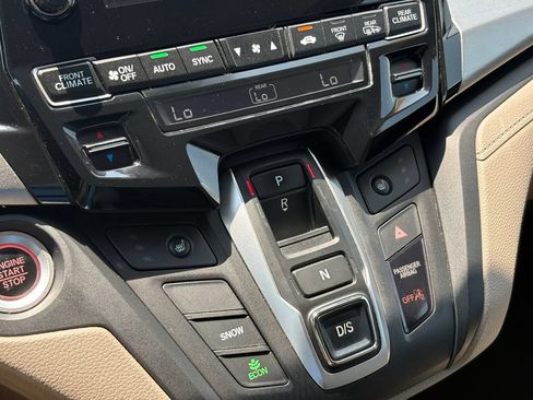 Used 2019 Honda Odyssey EX-L image 32
