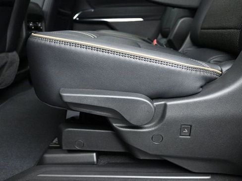 New 2026 Chevrolet Traverse High Country w/ LPO, Floor Liner Package FWD image 31