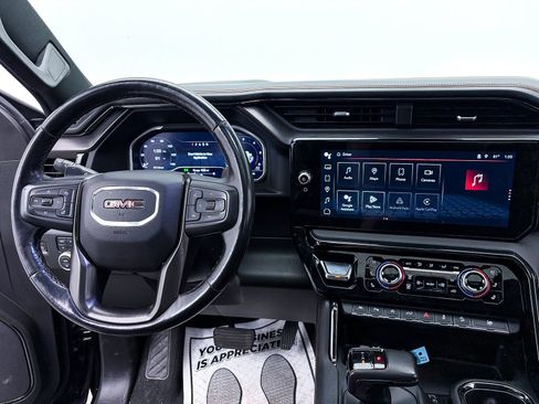 Used 2022 GMC Sierra 1500 AT4 w/ AT4 Premium Package AWD/4WD image 6