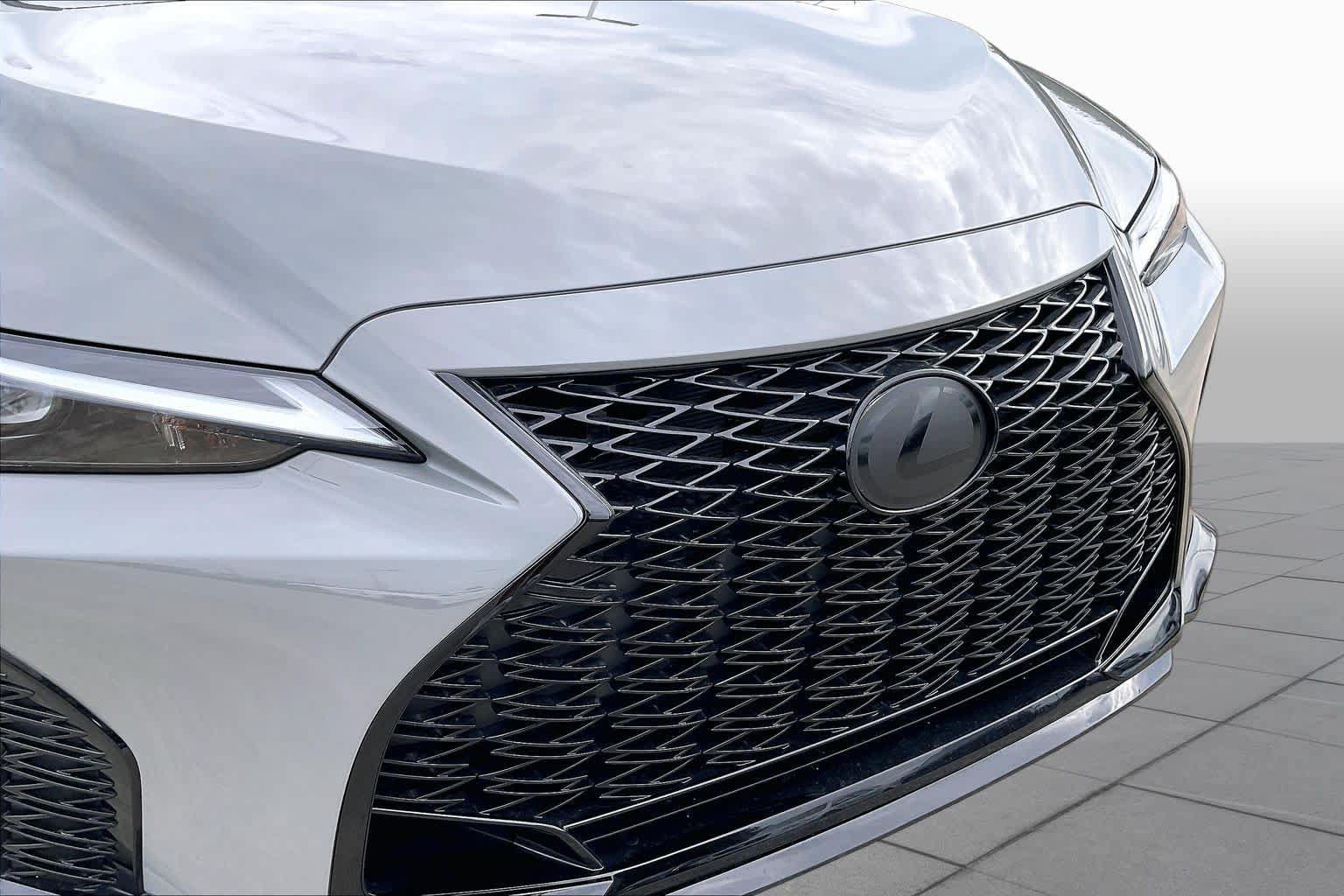 Used 2025 Lexus IS 350 F Sport w/ Accessory Package 2 RWD image 27
