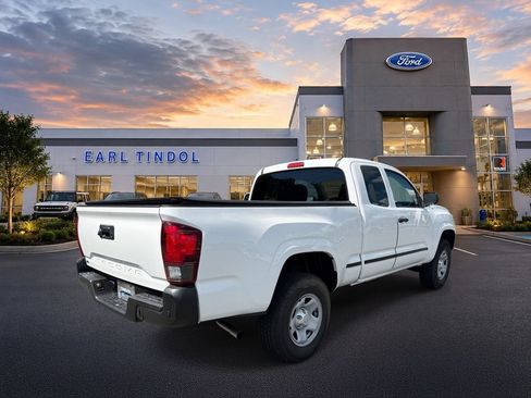 Used 2019 Toyota Tacoma SR RWD image 7