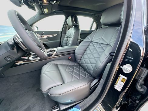 New 2026 BMW 740i w/ Premium Package image 15