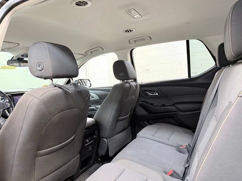 Used 2020 Chevrolet Traverse LT FWD image 23
