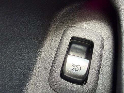 Used 2021 Mercedes-Benz C 300 4MATIC Coupe image 23