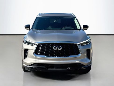 Used 2023 INFINITI QX60 Luxe w/ Vision Package AWD/4WD image 2