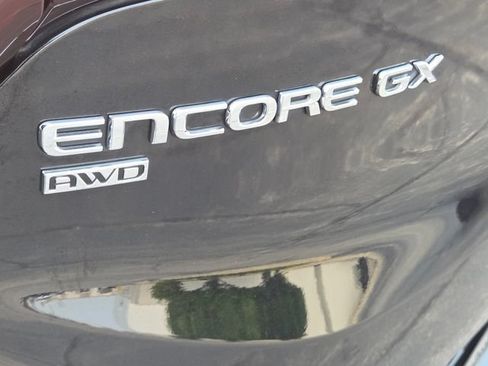 Used 2024 Buick Encore GX Sport Touring AWD/4WD image 4